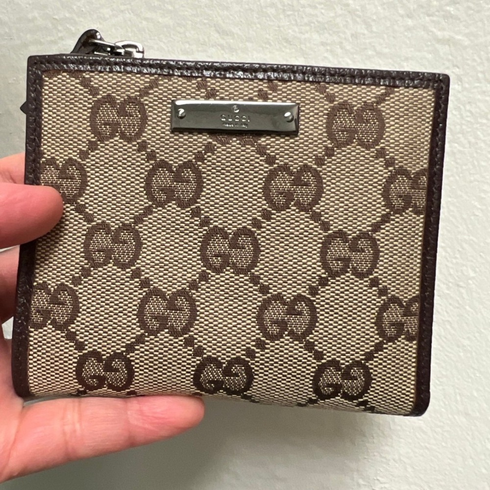 Gucci Bundle - image 8